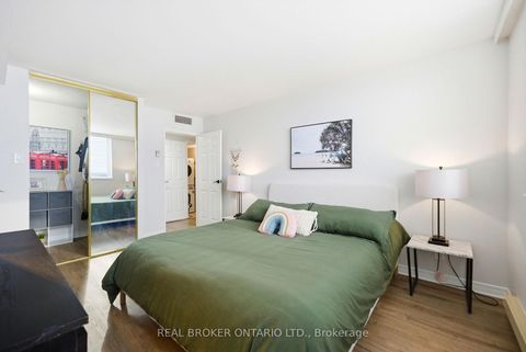 Photo 19 at 703 - 100 Grant Carman Drive, Nepean (Borden Farm/Stewart Farm/Carleton Heights/Parkwood Hills), Ottawa