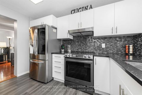 Photo 9 at 51 - 1803 Lamoureux Drive, Queenswood Heights South, Orleans