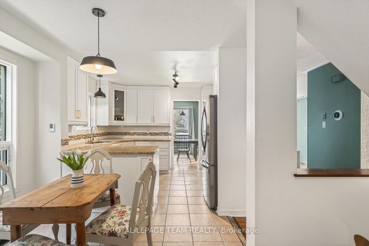 Photo 6 at 77 Armagh Way, Nepean (Longfields), Ottawa