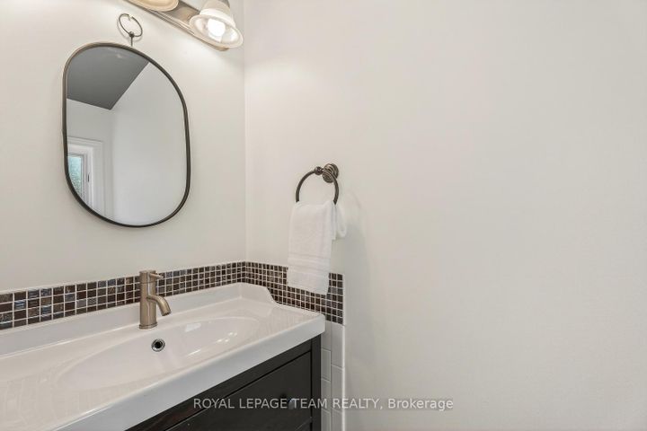 Photo 15 at 77 Armagh Way, Nepean (Longfields), Ottawa