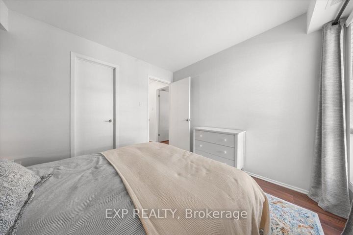 Photo 15 at B - 207 Woodfield Drive, Nepean (Tanglewood), Ottawa