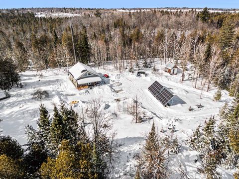 Photo 32 at 154 Proulx Lane, Lanark Highlands (Lanark) Twp, Lanark Highlands