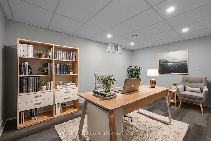 Photo 9 at 56 Vermont Avenue, Nepean (Barrhaven East), Ottawa