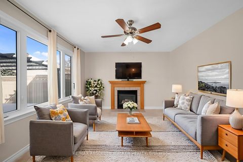 Photo 4 at 56 Vermont Avenue, Nepean (Barrhaven East), Ottawa