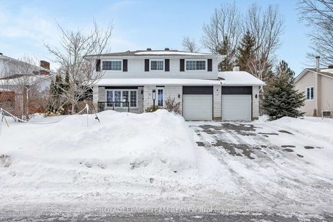 Photo 5 at 6 Stroughton Crescent, Munster, Stittsville