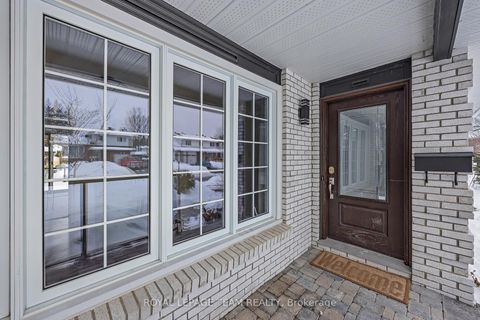 Photo 7 at 6 Stroughton Crescent, Munster, Stittsville