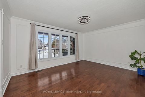 Photo 12 at 6 Stroughton Crescent, Munster, Stittsville