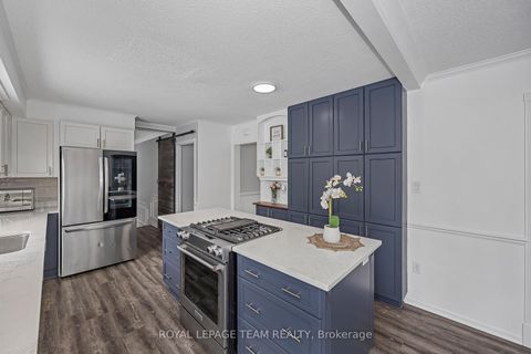 Photo 20 at 6 Stroughton Crescent, Munster, Stittsville