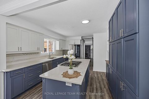 Photo 21 at 6 Stroughton Crescent, Munster, Stittsville