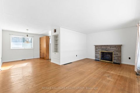 Photo 4 at 6228 Perth Street, Richmond, Stittsville