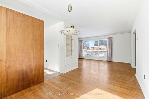 Photo 8 at 6228 Perth Street, Richmond, Stittsville