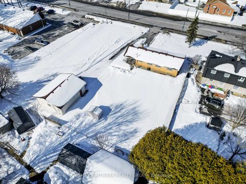 Photo 32 at 6228 Perth Street, Richmond, Stittsville