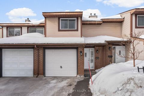 Photo 0 at 86 Stokes Crescent, Glencairn/Hazeldean, Kanata