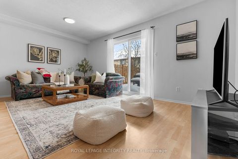 Photo 10 at 86 Stokes Crescent, Glencairn/Hazeldean, Kanata
