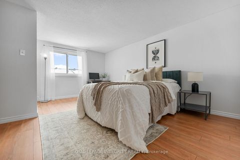 Photo 17 at 86 Stokes Crescent, Glencairn/Hazeldean, Kanata