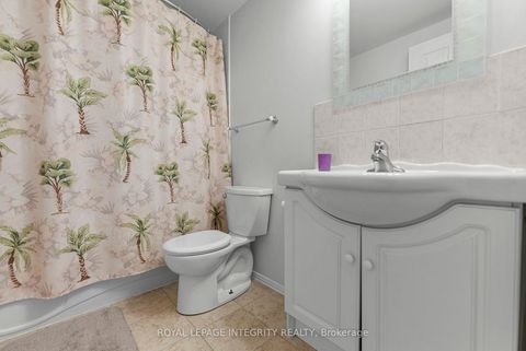 Photo 21 at 86 Stokes Crescent, Glencairn/Hazeldean, Kanata