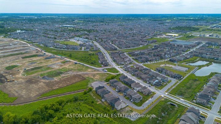 Photo 31 at 856 Moonrise Terrace, Nepean (Half Moon Bay), Ottawa