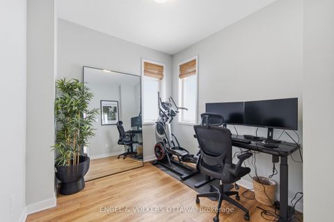 Photo 4 at 138 Visor Private, Emerald Meadows/Trailwest, Kanata