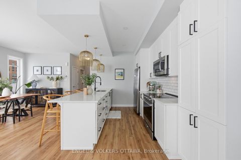 Photo 11 at 138 Visor Private, Emerald Meadows/Trailwest, Kanata