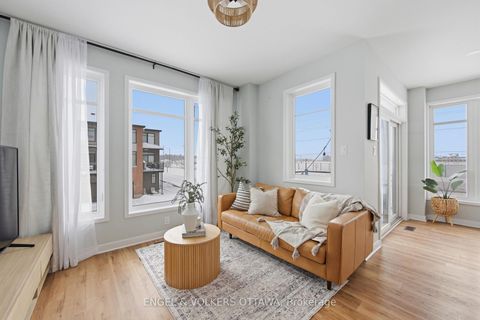 Photo 17 at 138 Visor Private, Emerald Meadows/Trailwest, Kanata