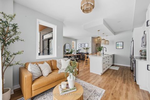 Photo 18 at 138 Visor Private, Emerald Meadows/Trailwest, Kanata