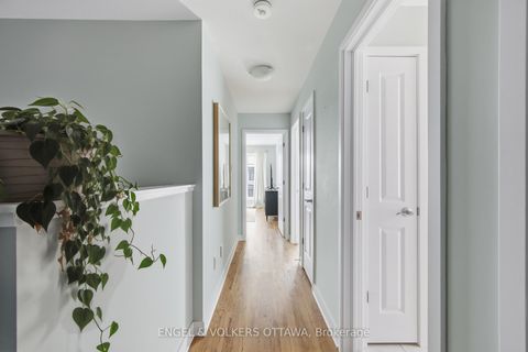 Photo 25 at 138 Visor Private, Emerald Meadows/Trailwest, Kanata