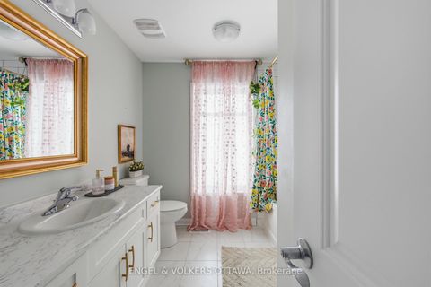 Photo 26 at 138 Visor Private, Emerald Meadows/Trailwest, Kanata