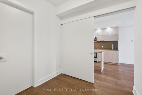 Photo 18 at 909 - 255 Bay Street E, Ottawa Centre