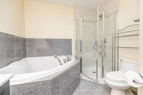 Photo 8 at 608 - 320 Mcleod Street, Ottawa Centre