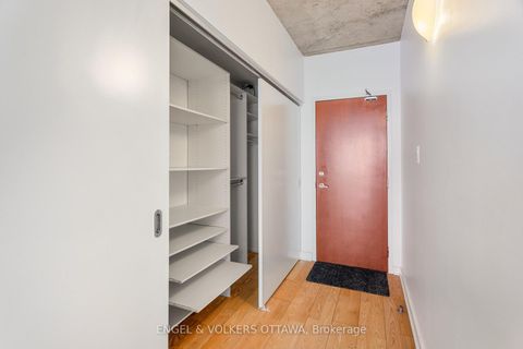 Photo 26 at 1610 - 324 Laurier Avenue W, Ottawa Centre
