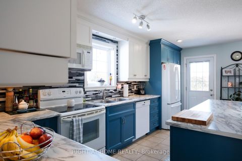 Photo 7 at 23 Fairview Crescent, Arnprior