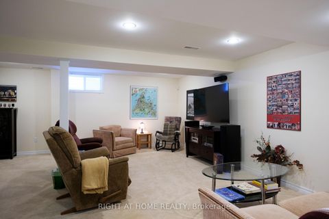 Photo 14 at 23 Fairview Crescent, Arnprior