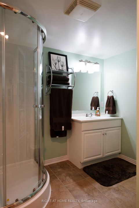 Photo 15 at 23 Fairview Crescent, Arnprior