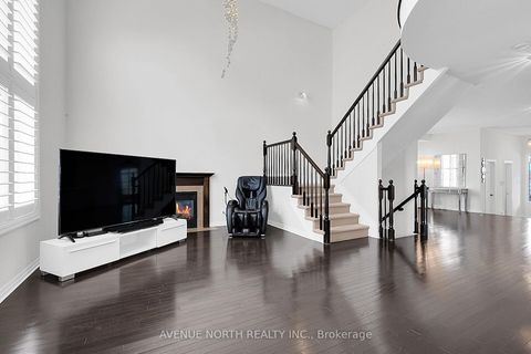 Photo 10 at 429 Dovehaven Street, Mer Bleue/Bradley Estates/Anderson Park, Orleans