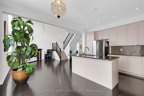 Photo 13 at 429 Dovehaven Street, Mer Bleue/Bradley Estates/Anderson Park, Orleans