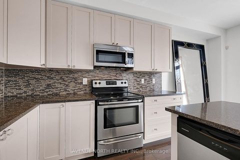 Photo 18 at 429 Dovehaven Street, Mer Bleue/Bradley Estates/Anderson Park, Orleans