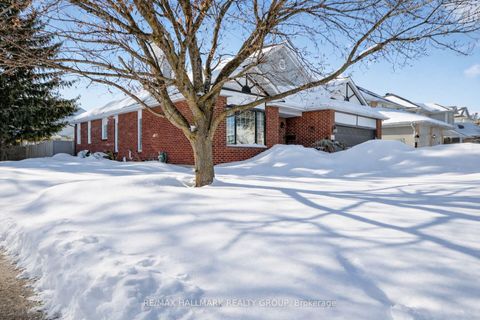 Photo 3 at 52 Bramblewood Crescent, Bridlewood, Kanata