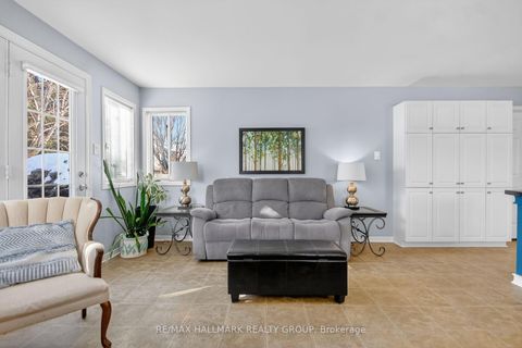 Photo 17 at 52 Bramblewood Crescent, Bridlewood, Kanata