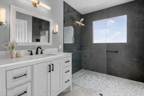 Photo 25 at 52 Bramblewood Crescent, Bridlewood, Kanata