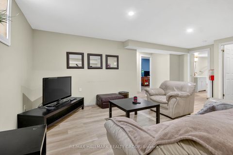 Photo 34 at 52 Bramblewood Crescent, Bridlewood, Kanata