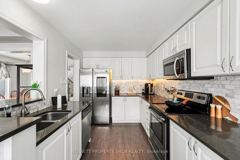 Photo 6 at 159 Conifer Creek Circle, Emerald Meadows/Trailwest, Kanata