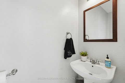 Photo 8 at 159 Conifer Creek Circle, Emerald Meadows/Trailwest, Kanata