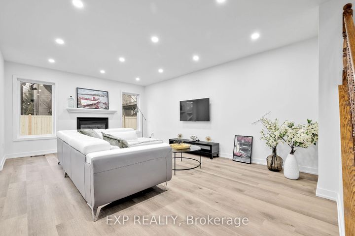 Photo 9 at 12 Marabrooke Street, Nepean (Strandherd), Ottawa