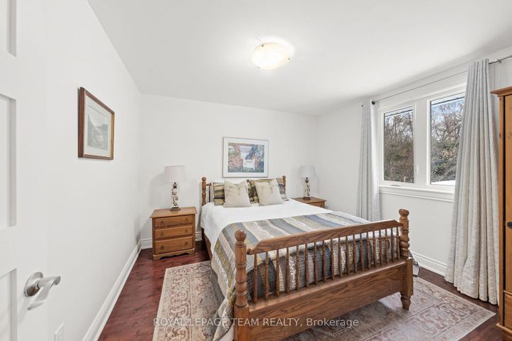 Photo 22 at 28 Maplehill Way, Nepean (Manotick Village & Manotick Estates), Ottawa