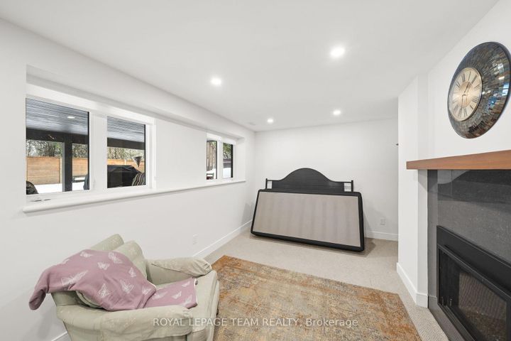 Photo 36 at 28 Maplehill Way, Nepean (Manotick Village & Manotick Estates), Ottawa