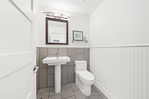 Photo 26 at 28 Maplehill Way, Nepean (Manotick Village & Manotick Estates), Ottawa