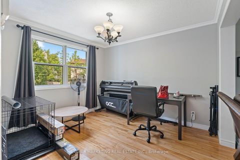 Photo 8 at 1809 Chopin Place, Chateauneuf, Orleans