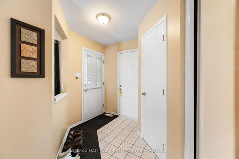 Photo 2 at 857 Nesting Way NW, Fallingbrook/Gardenway South, Orleans