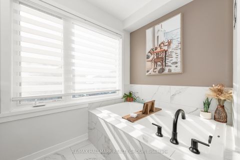 Photo 30 at 2260 Copperhead Street, Mer Bleue/Bradley Estates/Anderson Park, Orleans