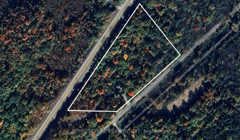 Photo 2 at 46 Old Highway 15 Road, Rideau Lakes (South Elmsley) Twp, Rideau Lakes